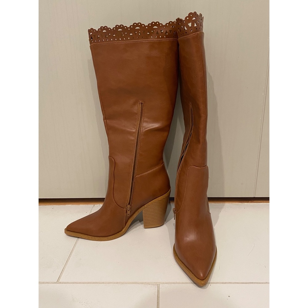 Brown Heeled Boots w/ Lacy Detail trim